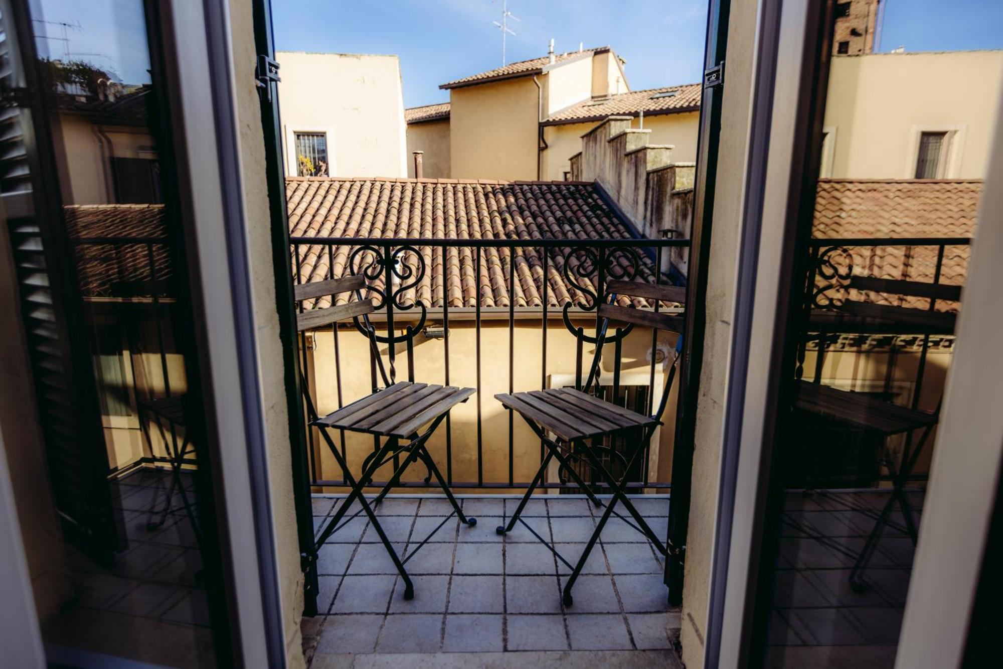 Eap Suites, Vérone Extérieur photo